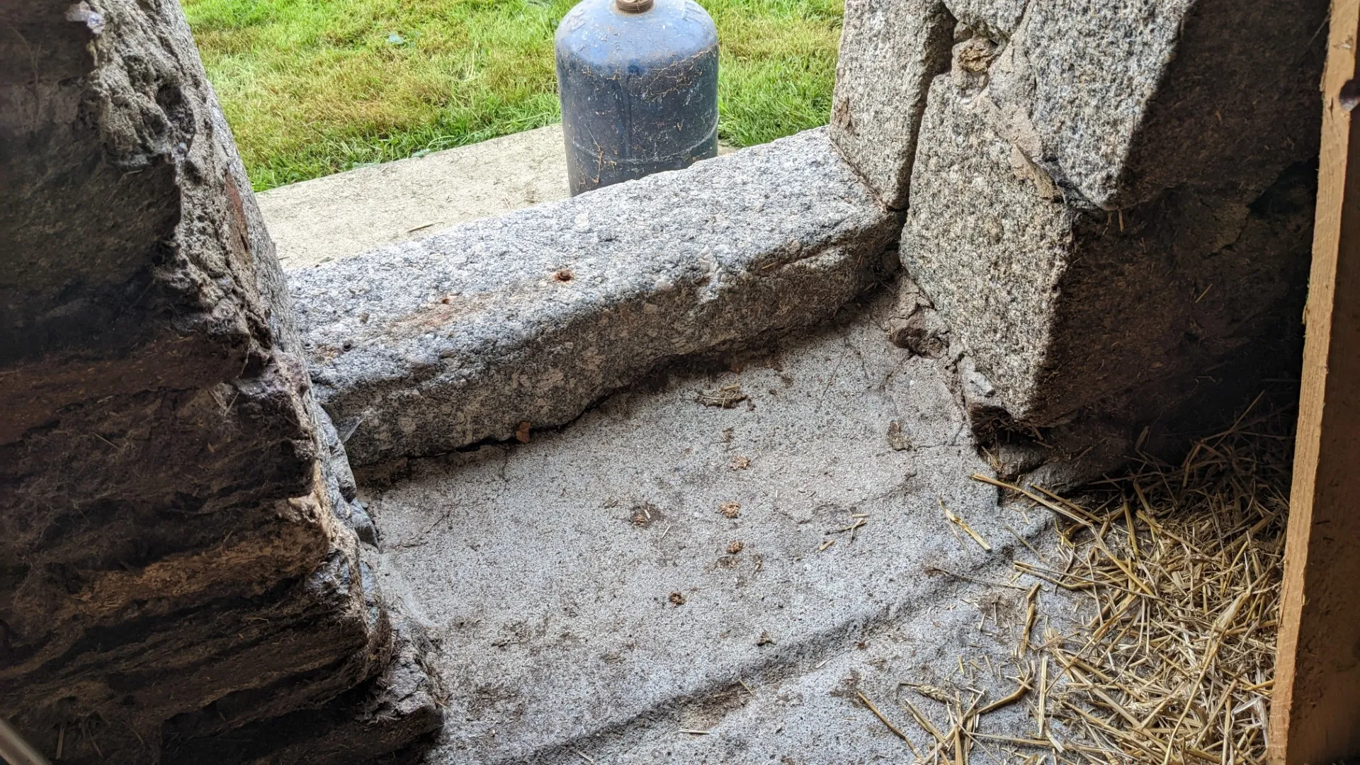 UbicaciÃ³n prevista para la canaleta de la botella de gas