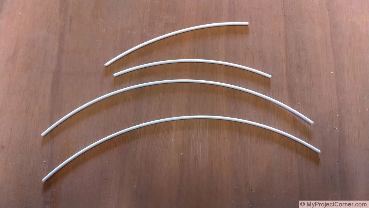 cortando el cable de poliéster a la medida para el escarificador