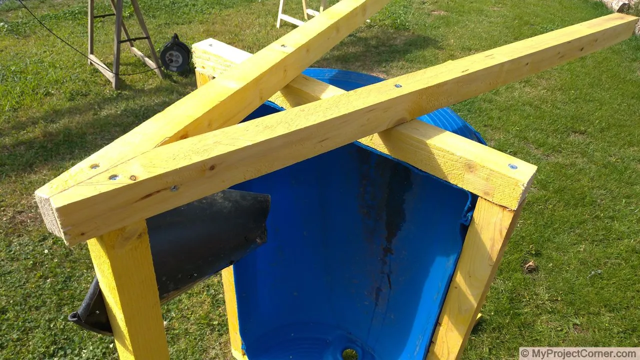 Fixer le cadre du canon pour le poste d'abattage des poulets