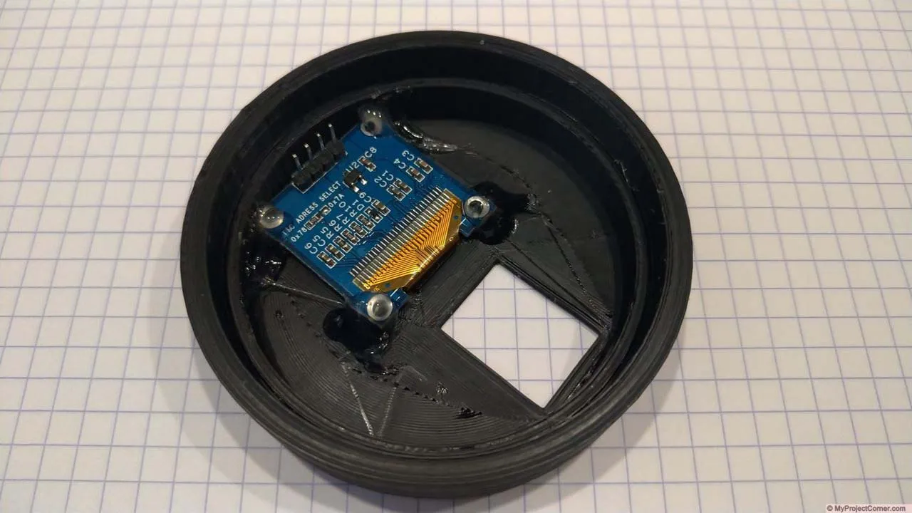 Attaching the lcd display
