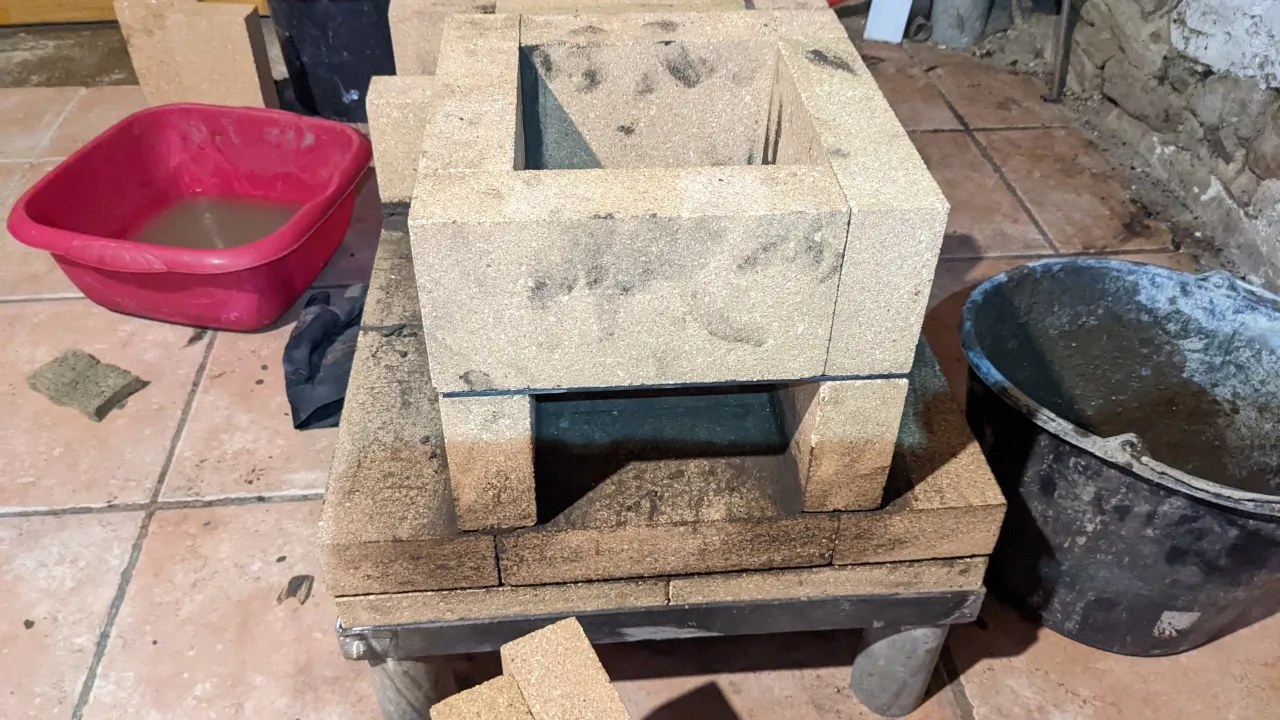 création du trou d'accès frontal