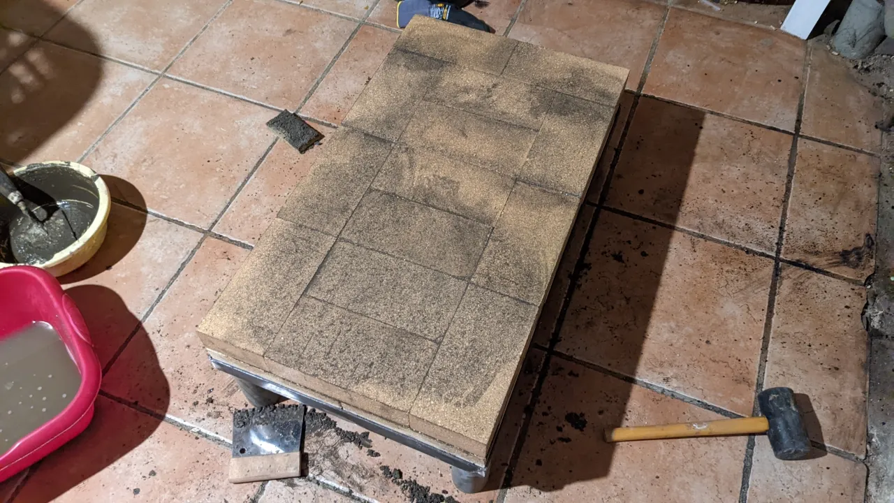 couches de briques de poêle à fusée