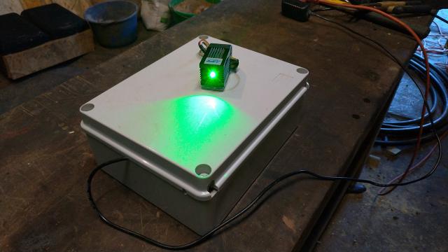 Répulsif pour oiseaux au laser vert automatisé