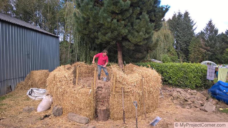 Construction du système de chauffage au compost