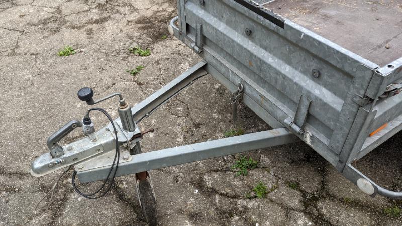 Porte-vélos pour remorque de voiture fait maison
