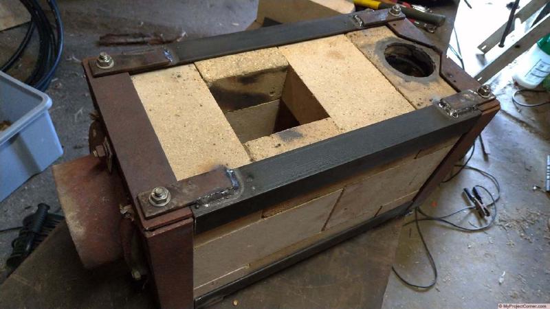 La caja de fuego de la estufa de pellets mejorada