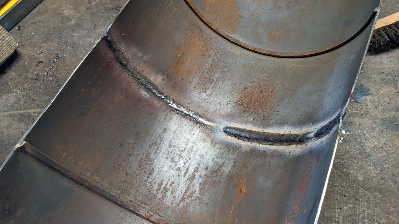 welding the gas bottle feeding trough